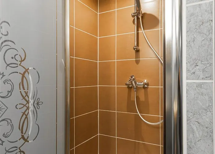 아파트 Montino - 5 Min Du Circuit - Parking - Wifi 멀산느